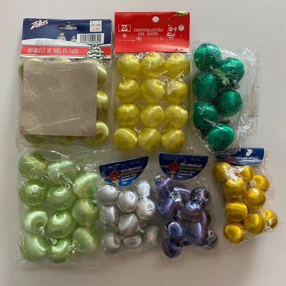 Small Satin Christmas Tree Balls Baubles Ornaments - Picture 3 of 3